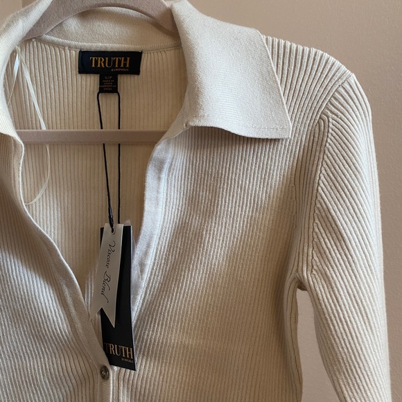 Truth by Republic Cream Ribbed Collared Sweater Size S NWT - Picture 5 of 15